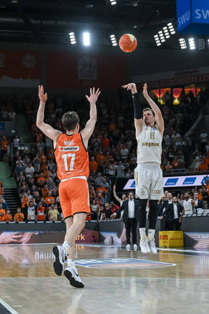 疑是穆尼斯 疑是穆尼斯