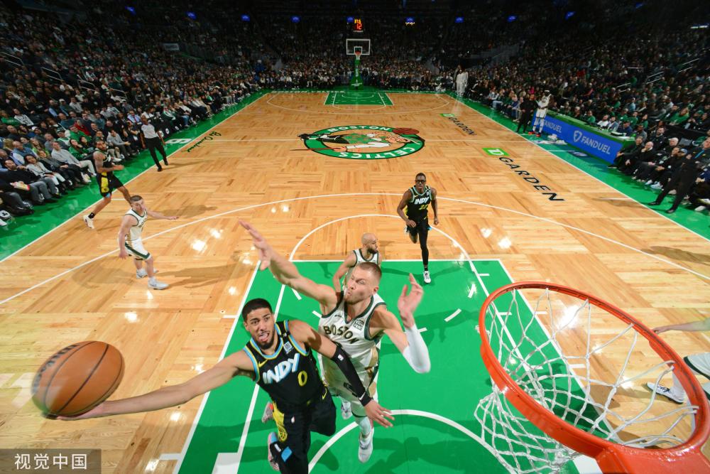 在球场上的 在球场上的