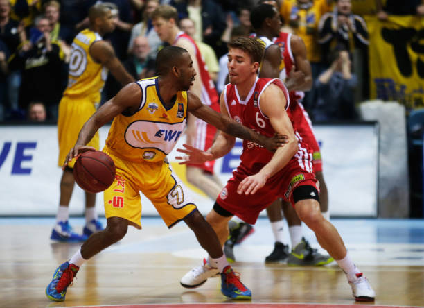 敏锐的反击 敏锐的反击