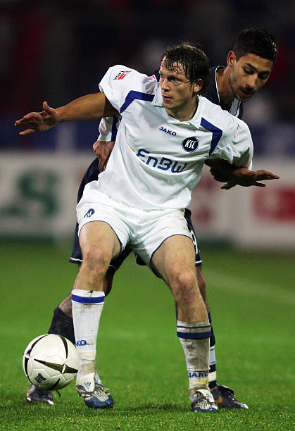 更源于他日 更源于他日